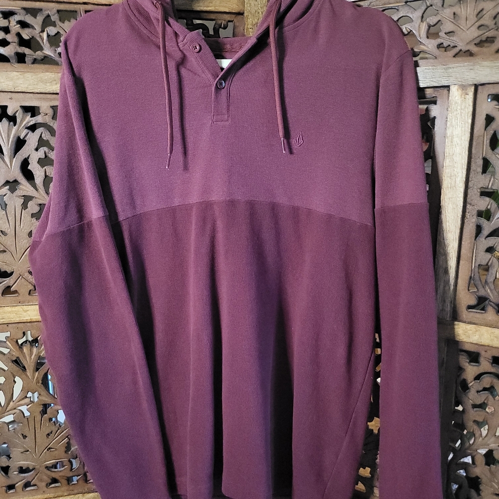 Volcom Maroon Hoodie Shirt